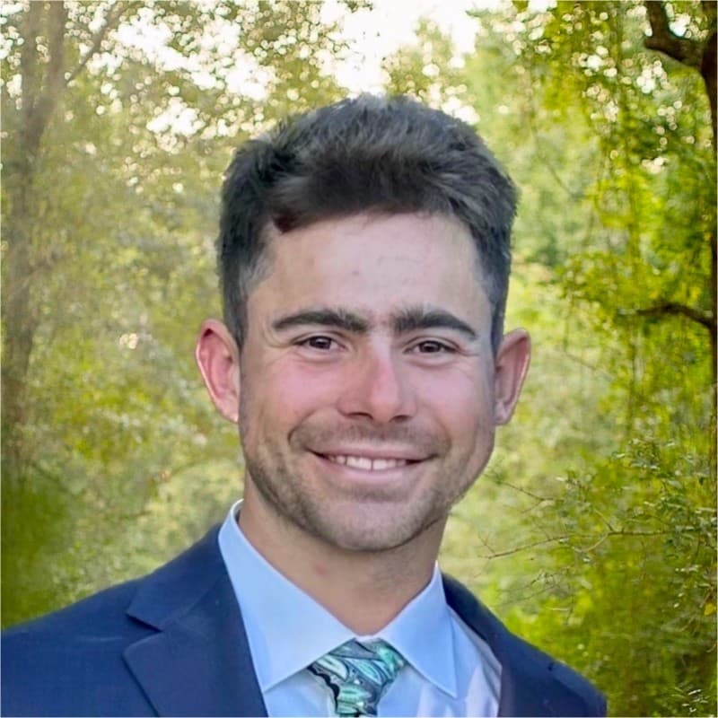 Portrait of Evan Bausbacher